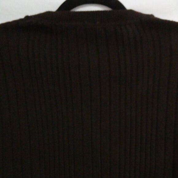 WOLSEY INTERNATIONAL MAN | medium | Ribbed Chocolate Brown V-Neck Sweater - Picture 10 of 14
